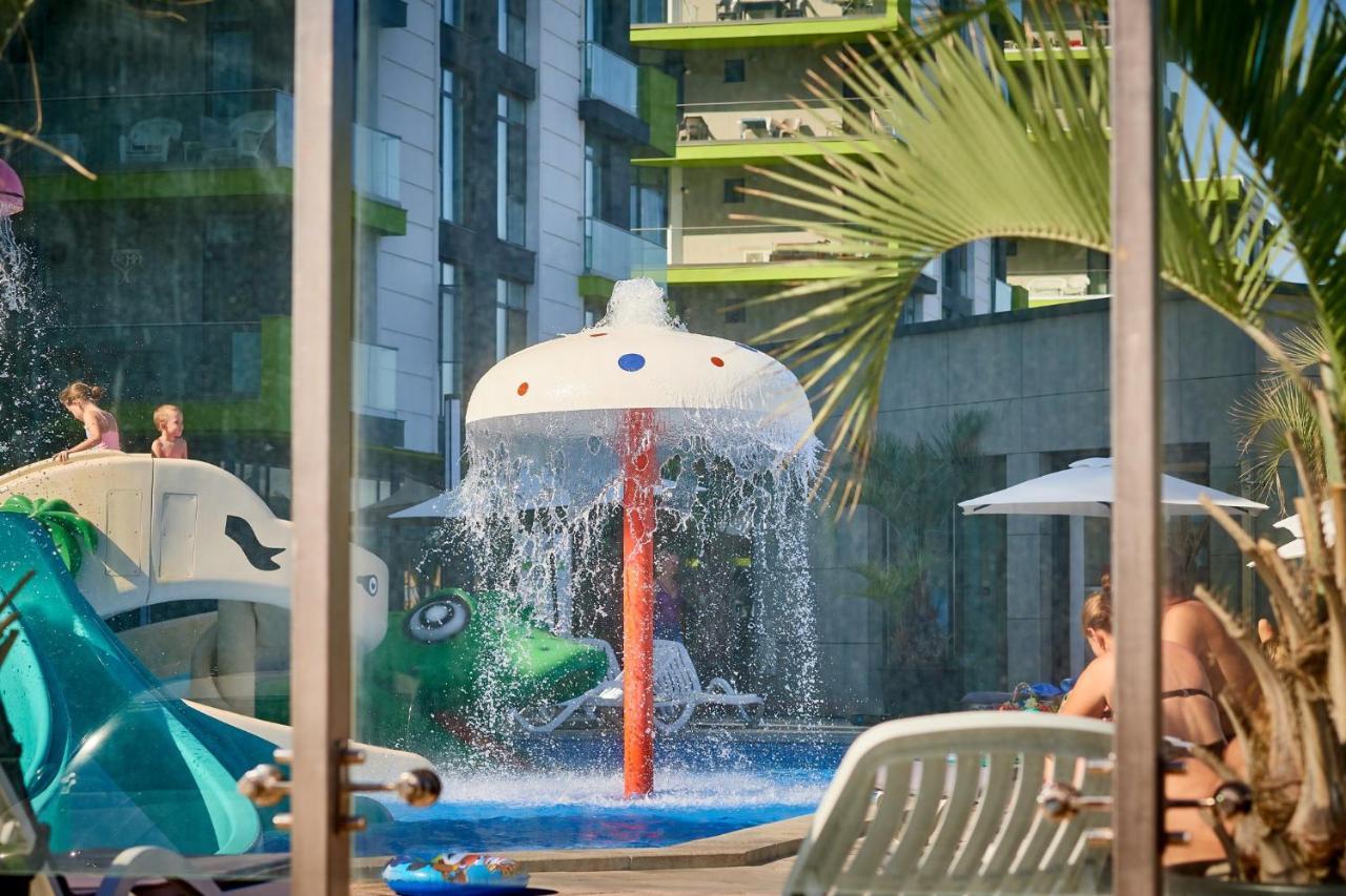 Rusty Sands Apt Spa N Pools Beach Resort Năvodari Екстериор снимка