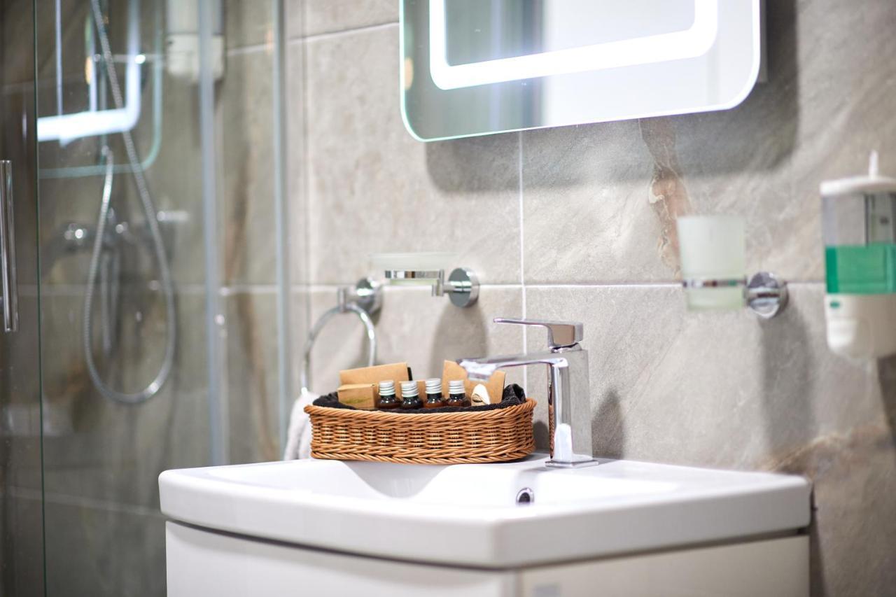 Rusty Sands Apt Spa N Pools Beach Resort Năvodari Екстериор снимка