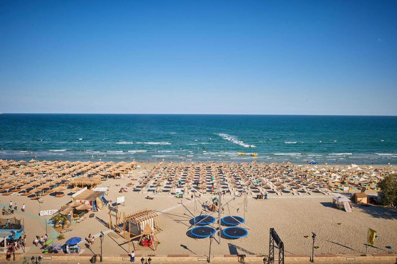 Rusty Sands Apt Spa N Pools Beach Resort Năvodari Екстериор снимка